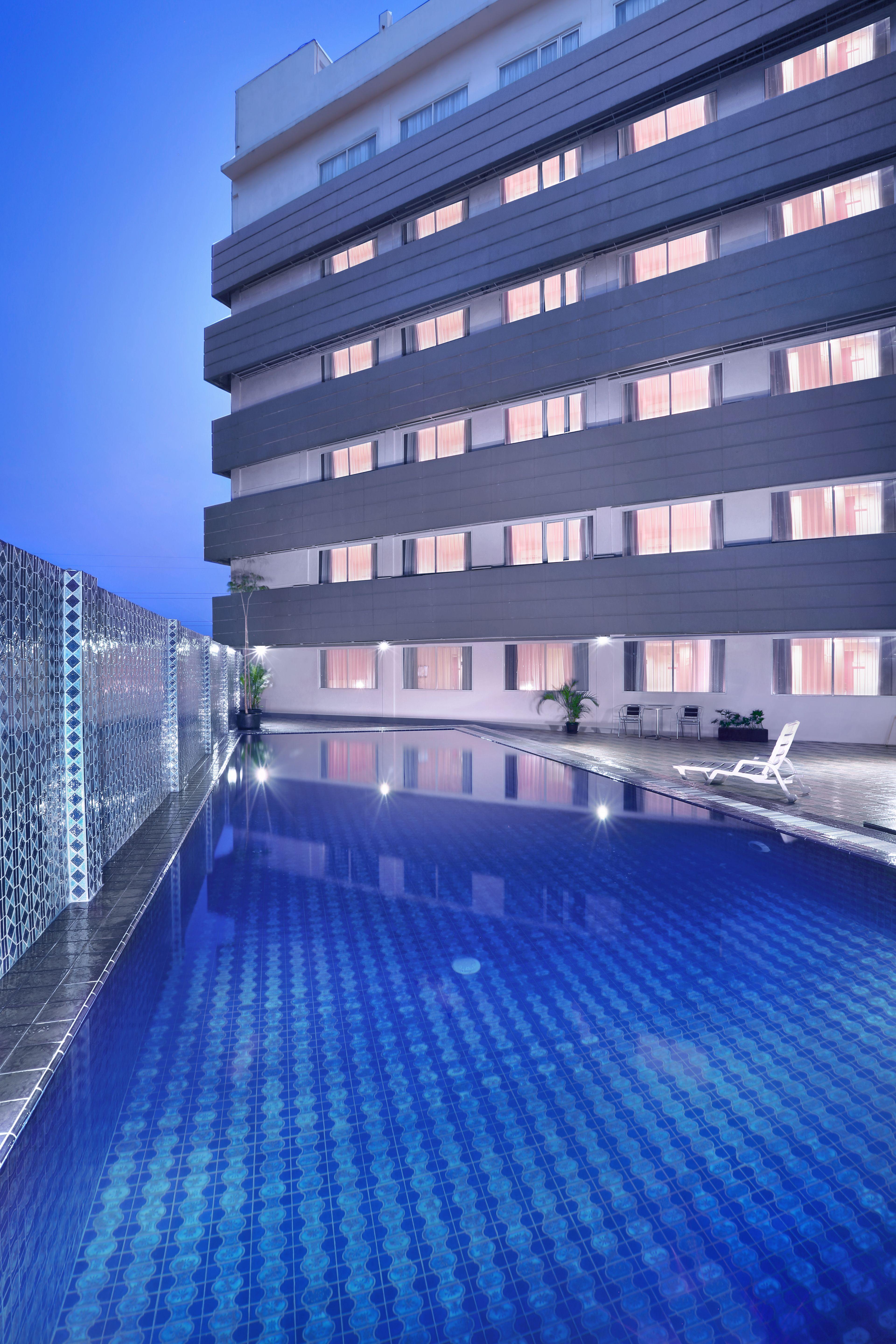 Favehotel Jababeka Cikarang Exterior foto